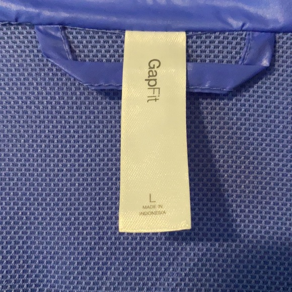 GAP WINDBREAKER - Picture 7 of 7